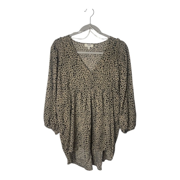 Umgee Tops - Umgee Leopard Print V Neck Babydoll Large Blouse